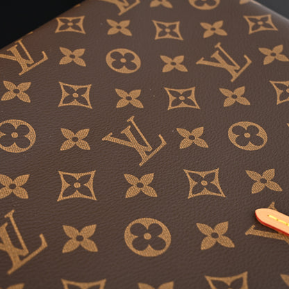 Louis Vuitton Neo Noé Bucket Bag – Monogram Canvas with Bordeaux Interior